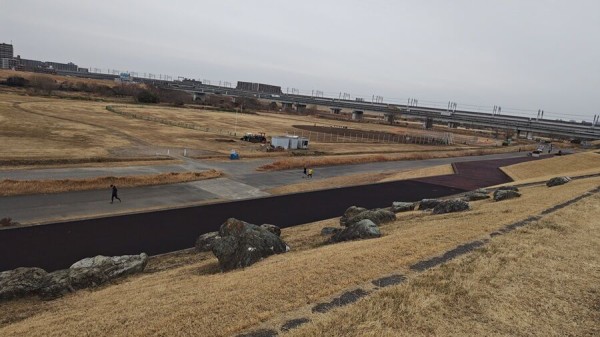 荒川の謎の奇岩地帯、名前を言ってはいけない／北赤浮間不可思議空間