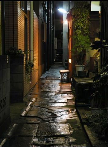 隠れ家の片隅から 15 たまには新宿の小京都 神楽坂を訪ねてみるのもいいかと 風をさがして