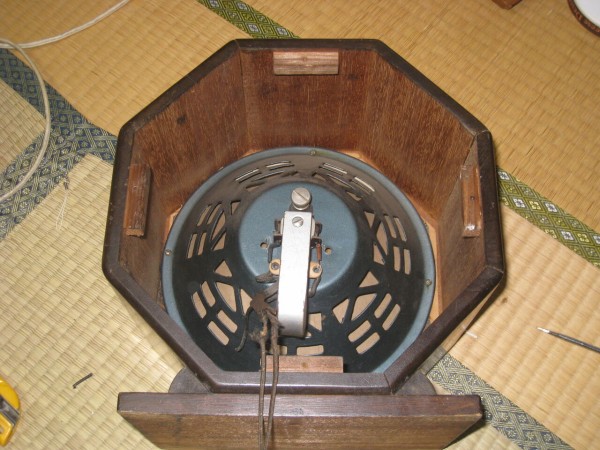 ナショナル当選号もどきの修理・・・① : 真空管ラジオ修理キッシー工房