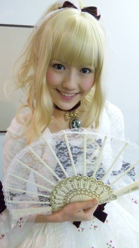 渡辺麻友さんがラミレスネタ以外での金髪が可愛すぎる Kiyokiyo7001のblog