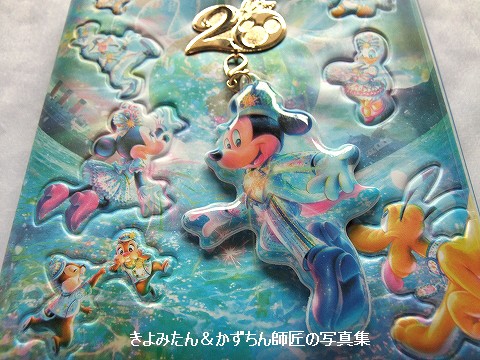 ディズニー ミッキー 60周年 純銀 メダル 専用ケース付 31g ディズニー ミッキー 60周年 純銀 メダル 専用ケース付 31g