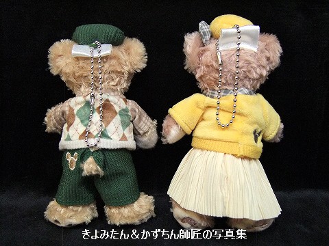オータム・ストーリーブックのぬいぐるみバッジとぬいぐるみ