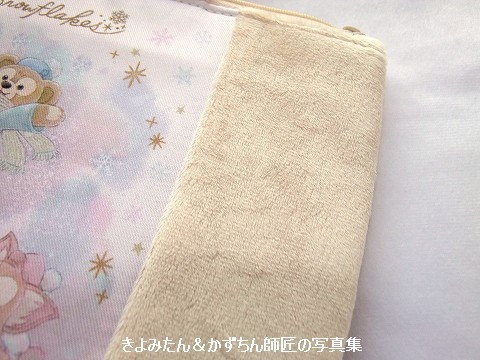 ダッフィー ダンシング・スノーフレークスのスーベニアランチケース