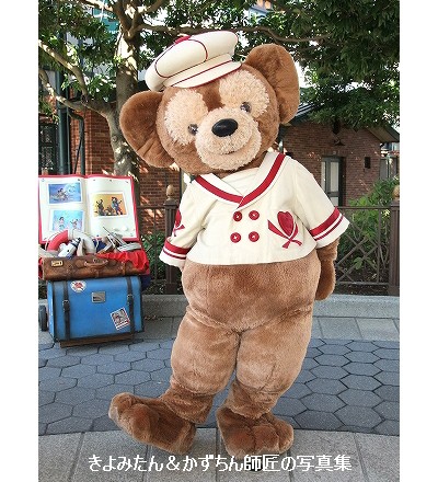 ヴィレッジグリーティングがオープンする前の、2011年のダッフィーの