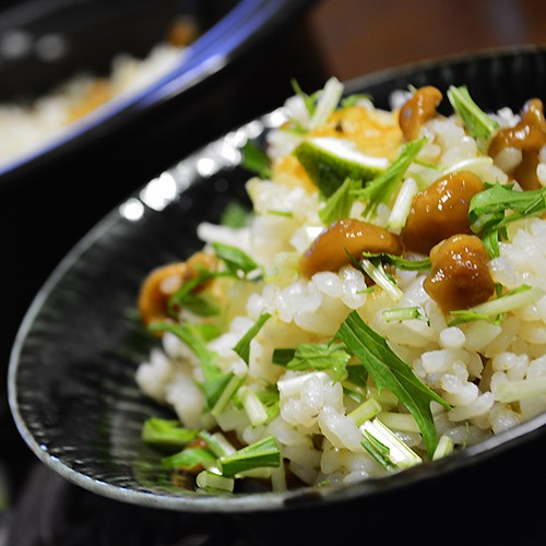 給料日前でもリッチな気分 松茸味の なめこの炊き込みご飯 世界の酒場レシピ 青山金魚 Powered By ライブドアブログ