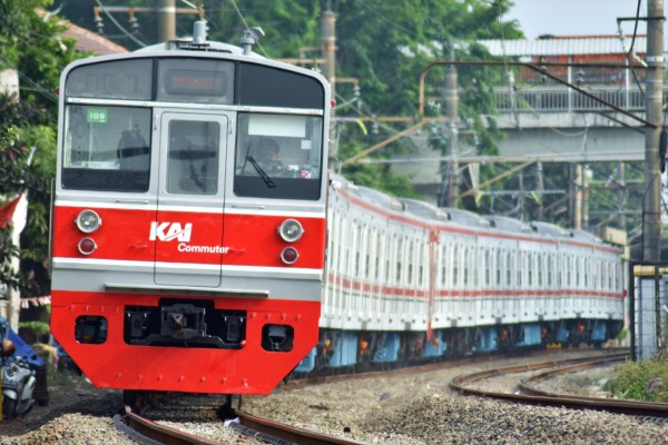 ミストラル６９形客車　９両編成 ネットで注文 ミストラル69形客車 9両編成 鉄道模型 - 鉄道模型