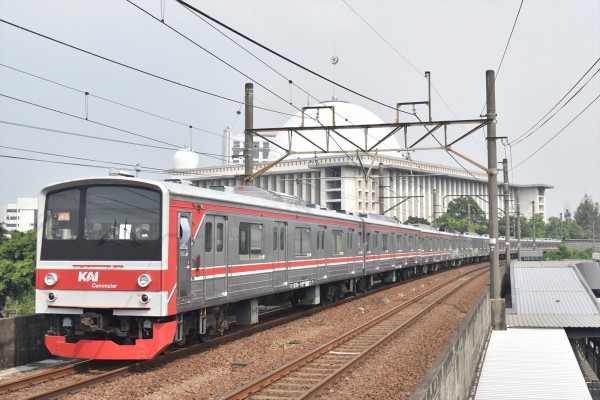 205系武蔵野線M6編成暫定10連化&M13編成暫定8連化 : JABODETABEK