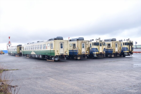 JR東】タイ向け譲渡第3弾!!キハ40・48(秋田車)5両が藤寄へ甲種
