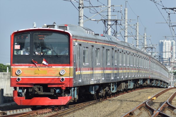 205系武蔵野線M27編成暫定8連化&M28編成暫定10連化