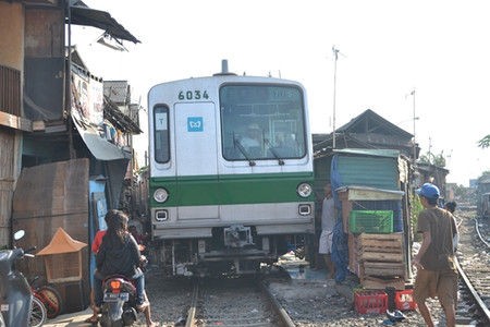 6134F Yokoso TanjungPriok !(甲種輸送編) : JABODETABEK COMMUTERS NEWS