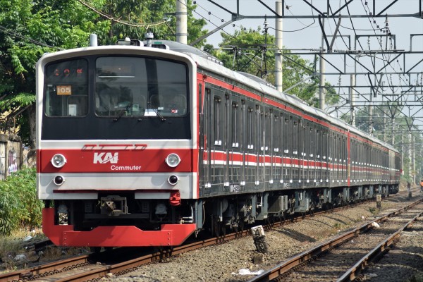 205系武蔵野線M28編成暫定8連化&M2編成10連復帰 : JABODETABEK