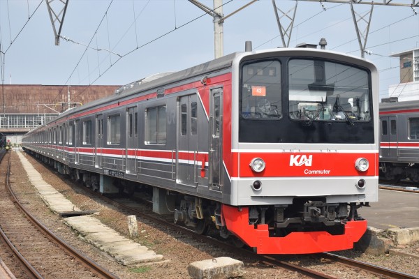 JR東】205系武蔵野線M12編成要検出場&運用復帰 : JABODETABEK