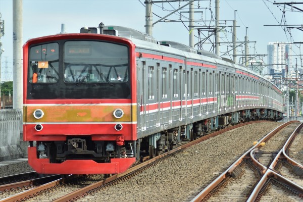 塗色変更10本目&11本目】205系武蔵野線M6編成&M11編成新色化