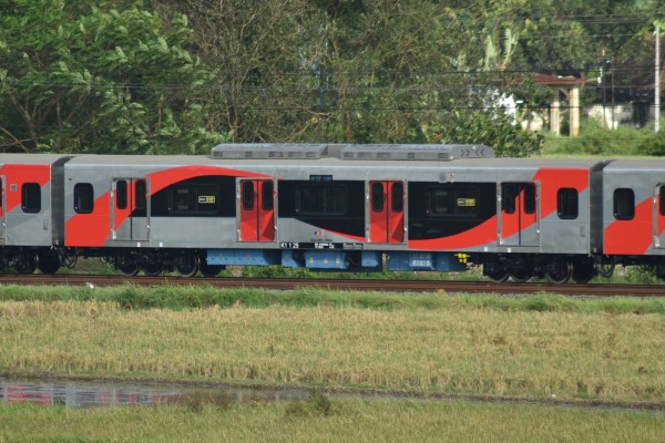 m*a様 225系、221系 新型「225系」投入! | Re-urbanization -再都市化-