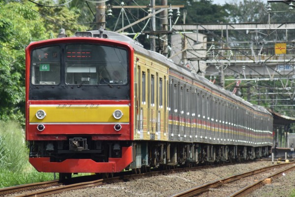 ようやくの編成札設置!!205系横浜線H6+8編成暫定10連化&南武線ナハ39+