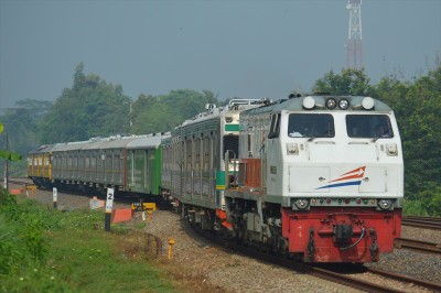 都営6201F、HITACHI KL3 97222F Cikaumへ（11月19日