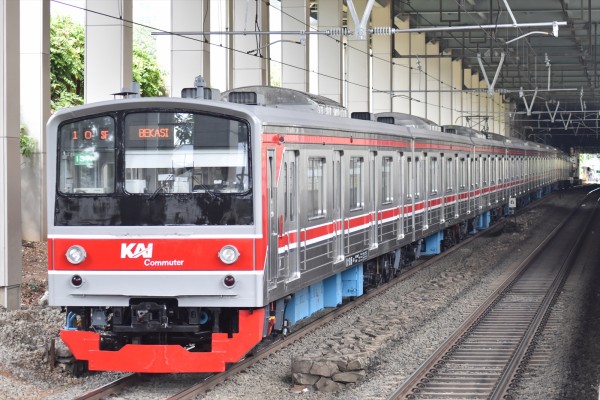 JR東】205系埼京線ハエ26編成、全検出場&運用復帰 : JABODETABEK