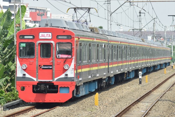 東急】8500系8618Fリバイバル「JALITA」運用開始 : JABODETABEK