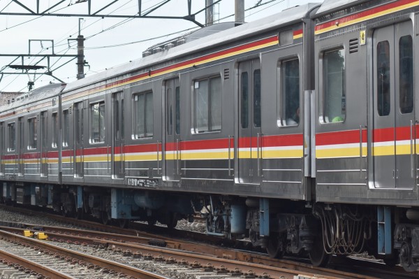 205系武蔵野線M52編成12連復帰&M32編成暫定8連化 : JABODETABEK