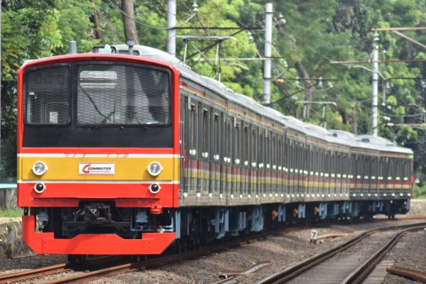 205系武蔵野線M2編成ジャカルタデビュー(5月28日) : JABODETABEK