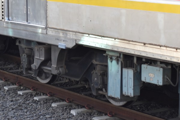 東急8000系8003F車輪交換&運用復帰 : JABODETABEK COMMUTERS NEWS