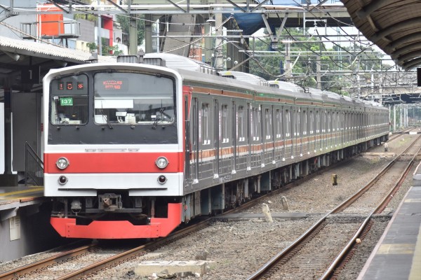 美白化】205系埼京線ハエ26編成10連復帰&ハエ18編成 : JABODETABEK