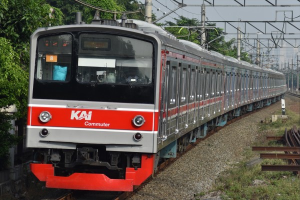 205系武蔵野線M13編成12連復帰 : JABODETABEK COMMUTERS NEWS