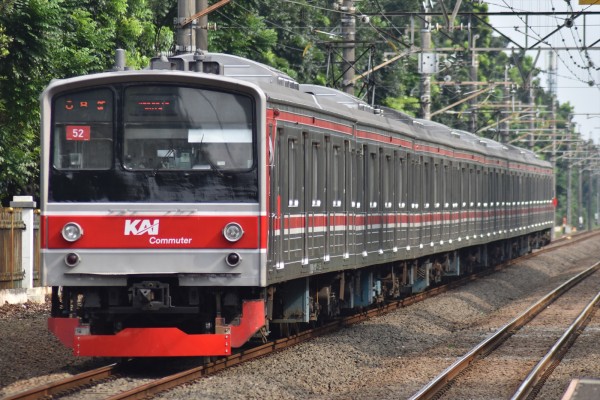 恐怖の減車ラッシュ・・・205系武蔵野線M28編成、M32編成8連化 : JABODETABEK COMMUTERS NEWS