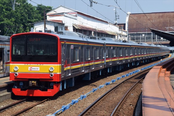 ゲテモノ！205系武蔵野線M32編成、ジャカルタデビュー(5月23日) : JABODETABEK COMMUTERS NEWS