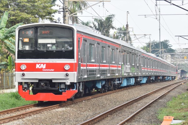 JR東】復活!!205系武蔵野線M9編成全検出場&運用復帰 : JABODETABEK