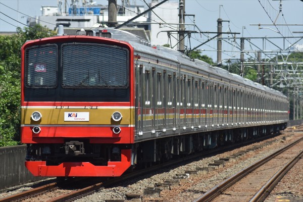 レア貴重?205系武蔵野線M18編成暫定10連化(6M4T) : JABODETABEK