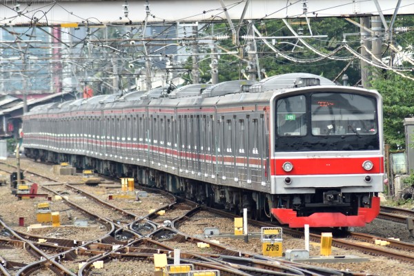 なんだこりゃ!?205系埼京線ハエ13/18編成暫定12連化 : JABODETABEK