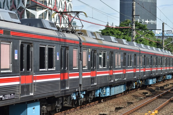 東急】8500系8618Fが復刻「JALITA」化&ボゴール線代走(4月14日