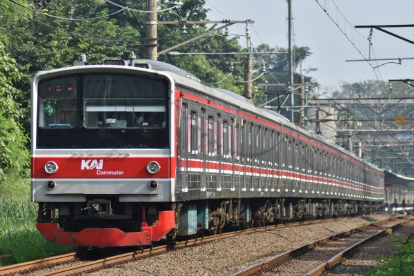205系（横浜線色）8両セットA 10-338 Amazon.co.jp: KATO 10-338 205系 横浜線色 8両セットA B : おもちゃ