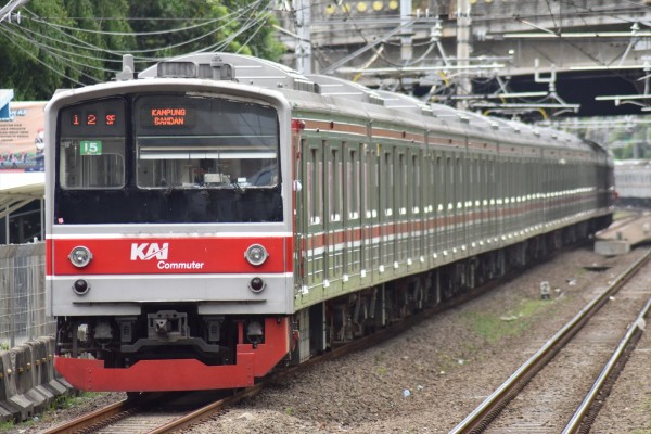 205系（横浜線色）8両セットA 10-338 Amazon.co.jp: KATO 10-338 205系 横浜線色 8両セットA B : おもちゃ