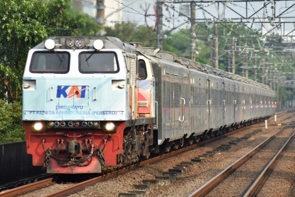 第18弾】鉄道記念日!!KAI創立79周年記念ラッピング : JABODETABEK