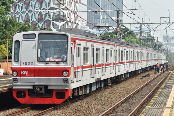 メトロ】7000系7122F休車明け運用復帰 : JABODETABEK COMMUTERS NEWS