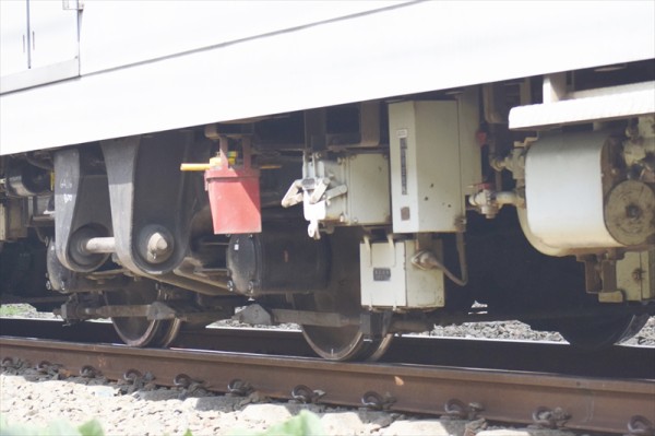 6126F車輪整備後試運転(4月28日) : JABODETABEK COMMUTERS NEWS