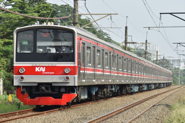 ま*ら様 ・Bトレ・JR東日本205系（武蔵野線）・8連フル編成 JR東】205系武蔵野線M8編成全検出場&運用復帰 : JABODETABEK