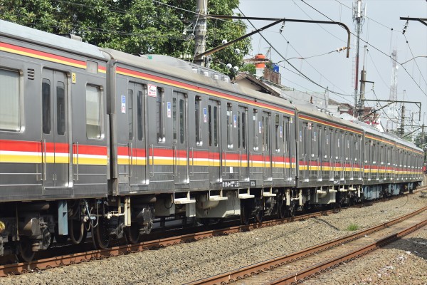 メルヘン&原顔 205系 武蔵野線 2編成セット 異端車を探せ！】メルヘン顔に4種混合編成も？ 武蔵野線205系の