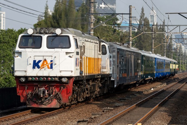インフルエンサー限定!!豪華特急「鉄道の日2023年号」運転(9月29日