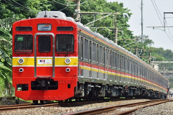 これもレア貴重?東急8500系8604F新ロゴ設置 : JABODETABEK COMMUTERS NEWS