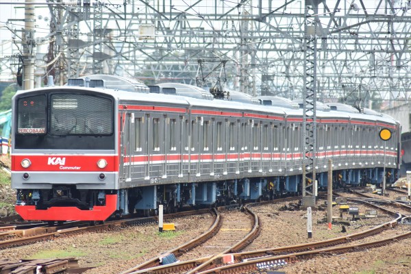 キッズ大集合で大激パ!!武蔵野線205系M17編成社内試運転(12月4日