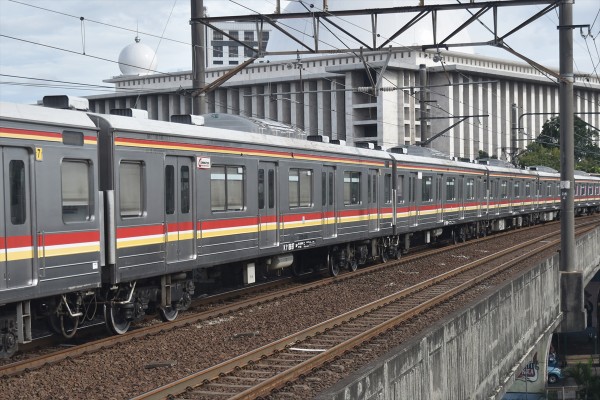 早いぞ!205系武蔵野線M36編成12連復帰 : JABODETABEK COMMUTERS NEWS