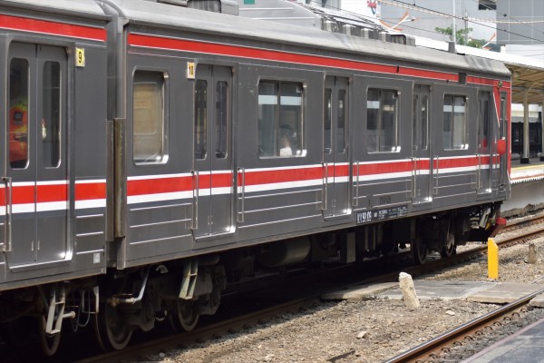 ほぼ1年ぶり‼復活205系埼京線ハエ18編成元組成復帰 : JABODETABEK