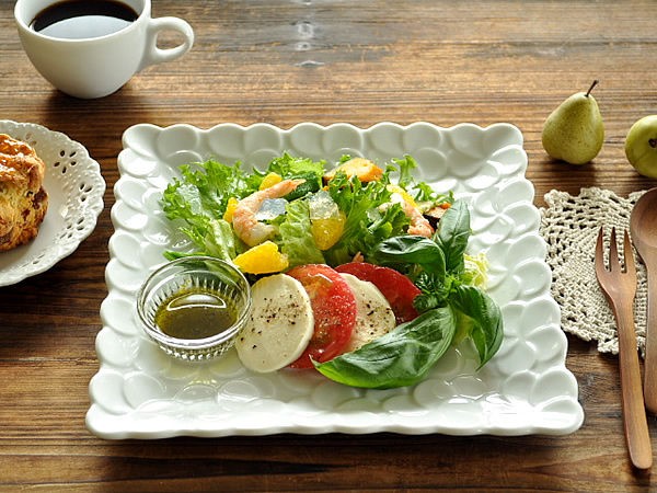 和食器！使ってみると思いのほか料理が映える、角と変形の皿 : StudioF 食器 INDEX