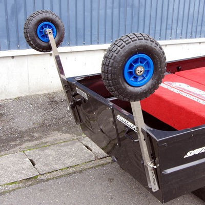 サウザーJW-11に 車輪 を付けました、の巻。 : 本日の船大工。 サウザーJW-11に 車輪 を付けました、の巻。 : 本日の船大工。