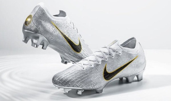 NIKE - マーキュリアル ヴェイパー 12 エリートSE FG ルカモドリッチバロンドール NIKE - マーキュリアル ヴェイパー 12 エリートSE FG ルカ