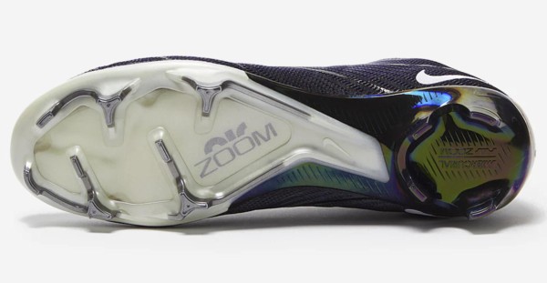 ナイキ ズームマーキュリアルヴェイパーXVエリート SE FGが日本でも