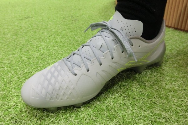 サイズ感】 アシックス DSライトACROS : Kohei's BLOG サッカー